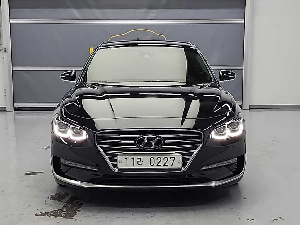 HYUNDAI Grandeur - Vista 2