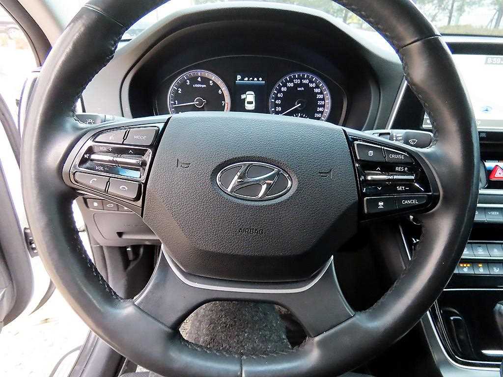 HYUNDAI Grandeur - Vista 8