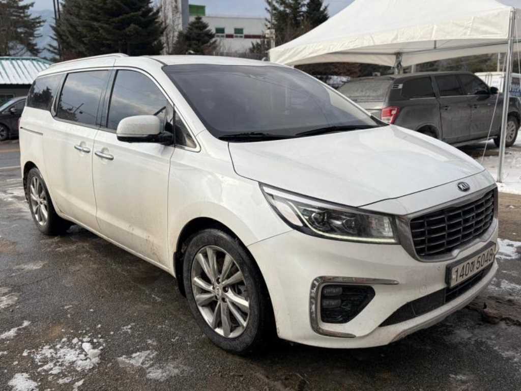 KIA Carnival - Vista 3