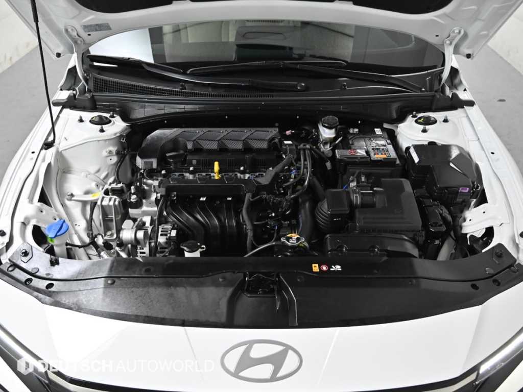 HYUNDAI Avante - Vista 6