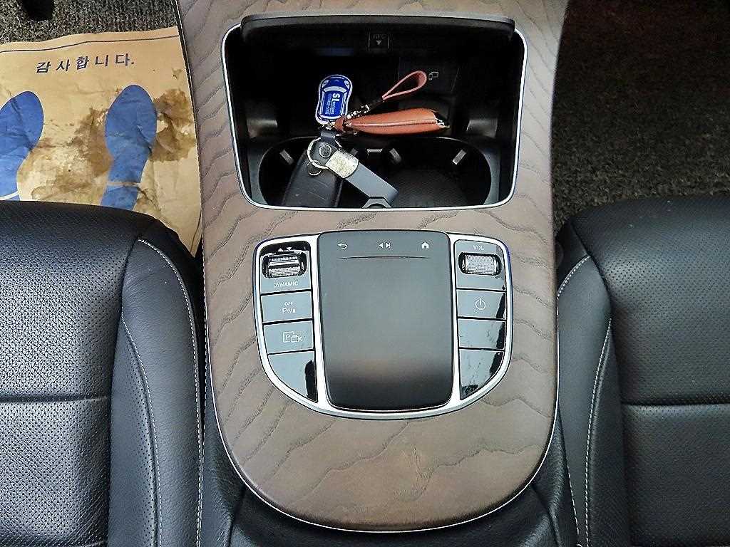 Mercedes Benz E class 2021 Negro - Importación desde Corea - HF Imports Iquique - Foto 13