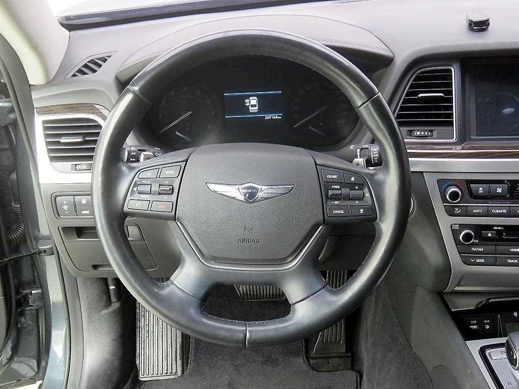 Genesis G80 - Vista 10