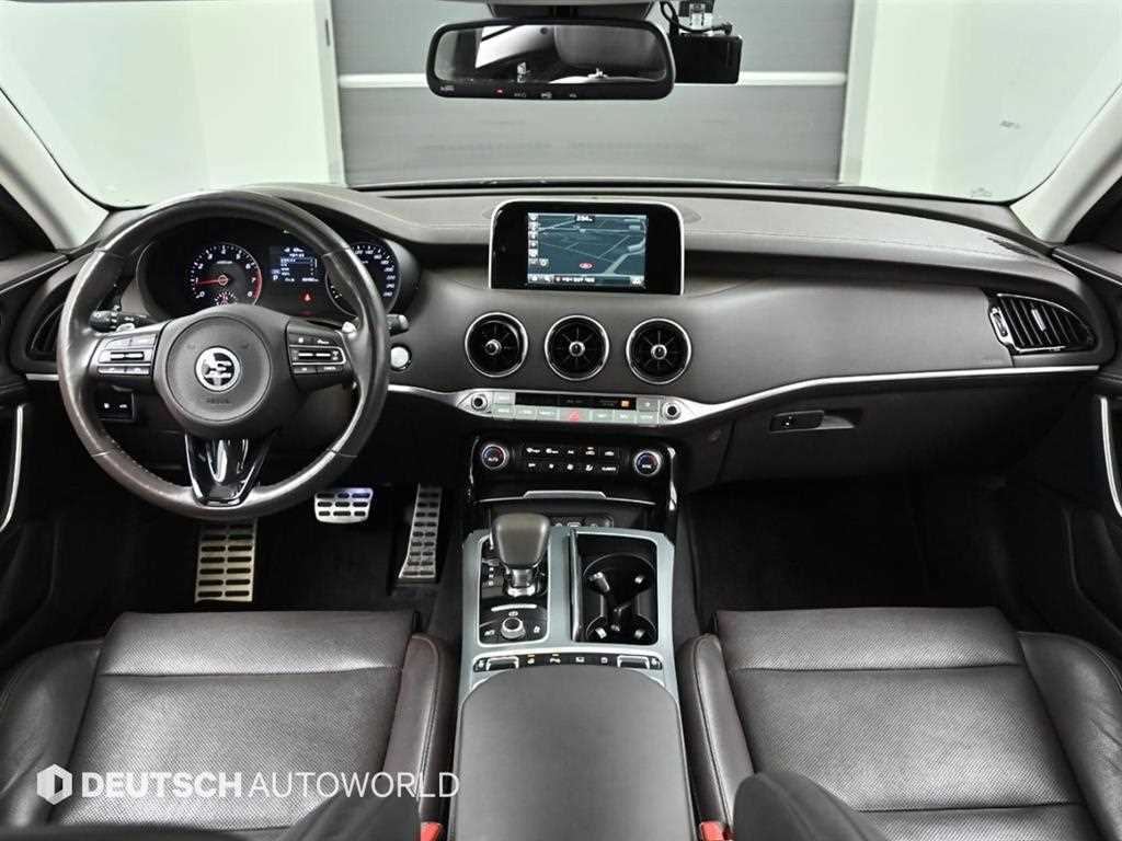 KIA Stinger - Vista 7