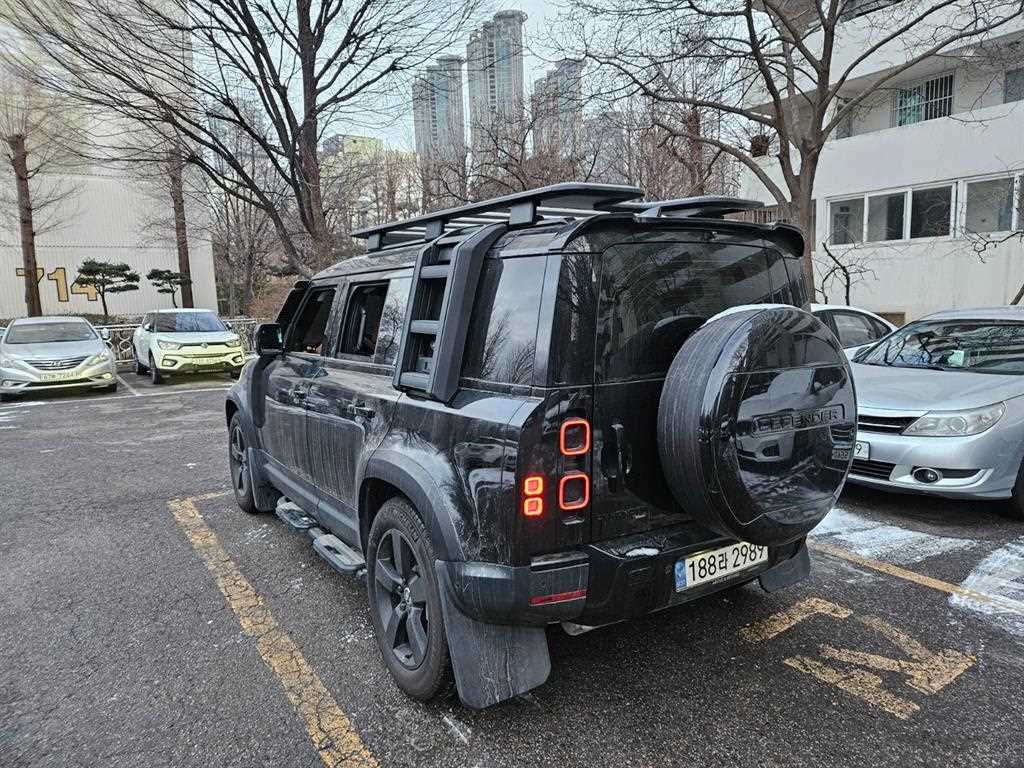 Land Rover Defender - Vista 5