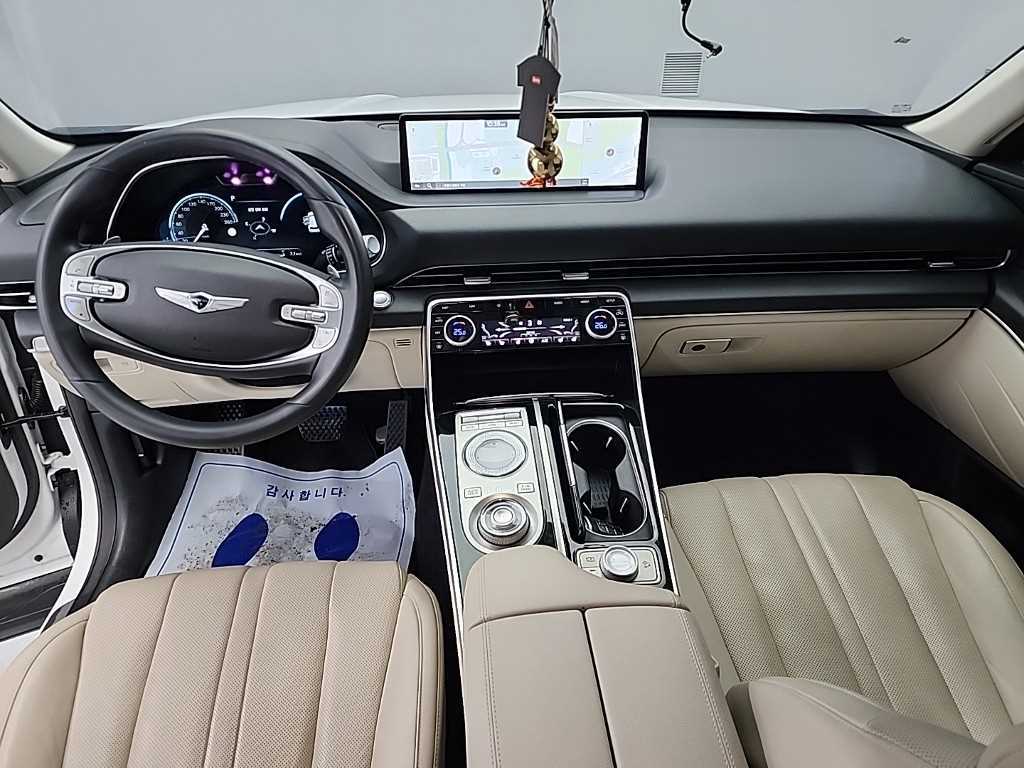 Genesis GV80 - Vista 7