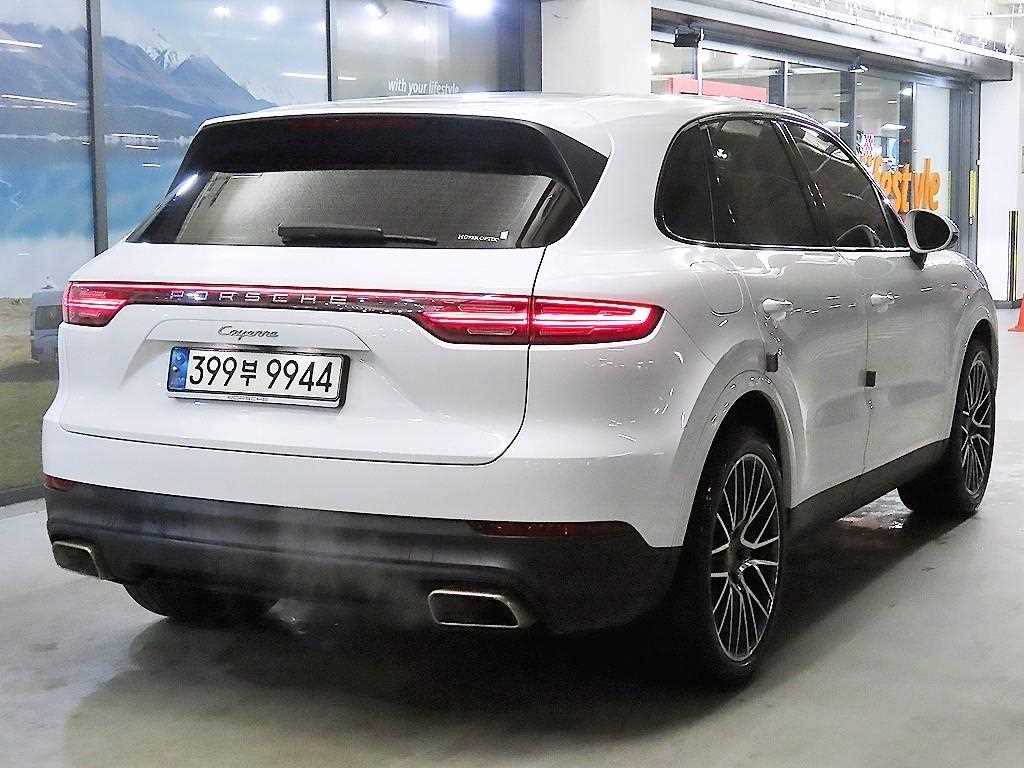 Porsche Cayenne - Vista 4