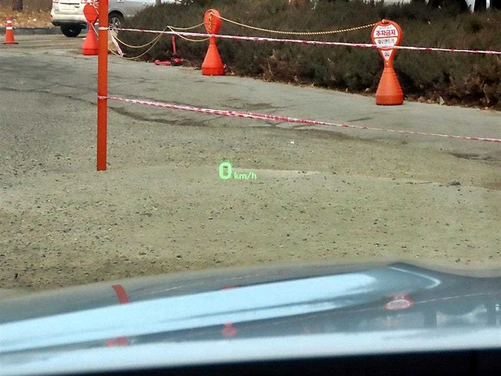 Genesis G70 - Vista 10