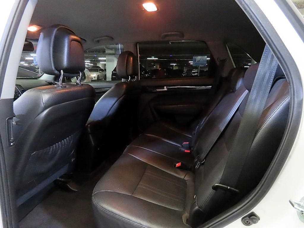 KIA Sorento - Vista 7