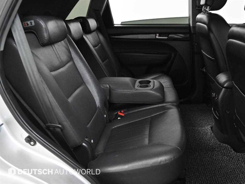 KIA Sorento - Vista 12