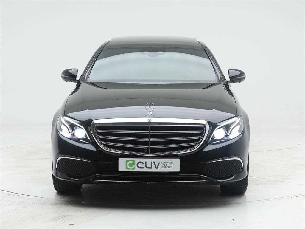 Mercedes Benz E class - Vista 2