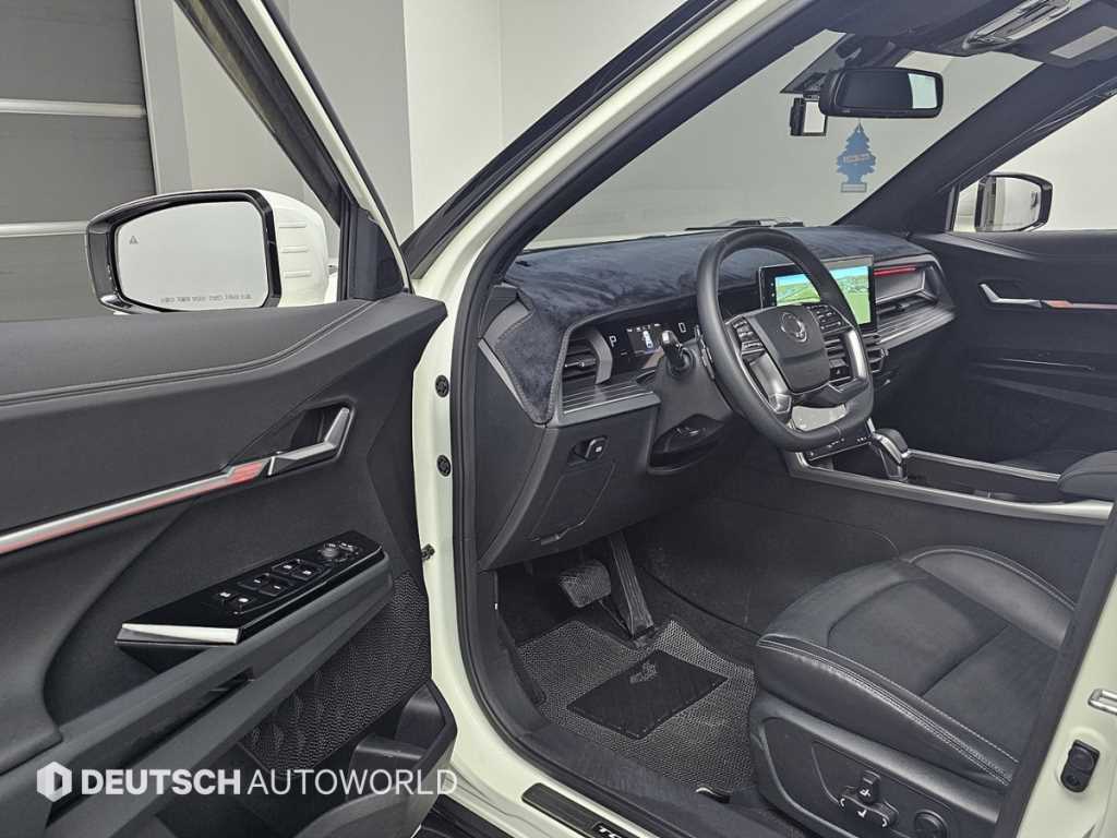 Ssangyong Torres - Vista 11