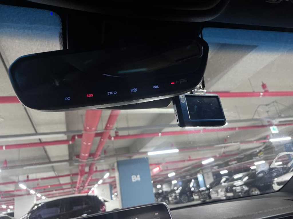 Genesis G70 - Vista 7