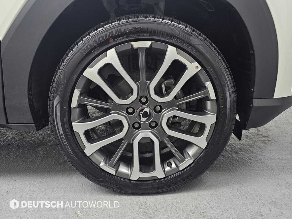 Ssangyong Torres - Vista 5