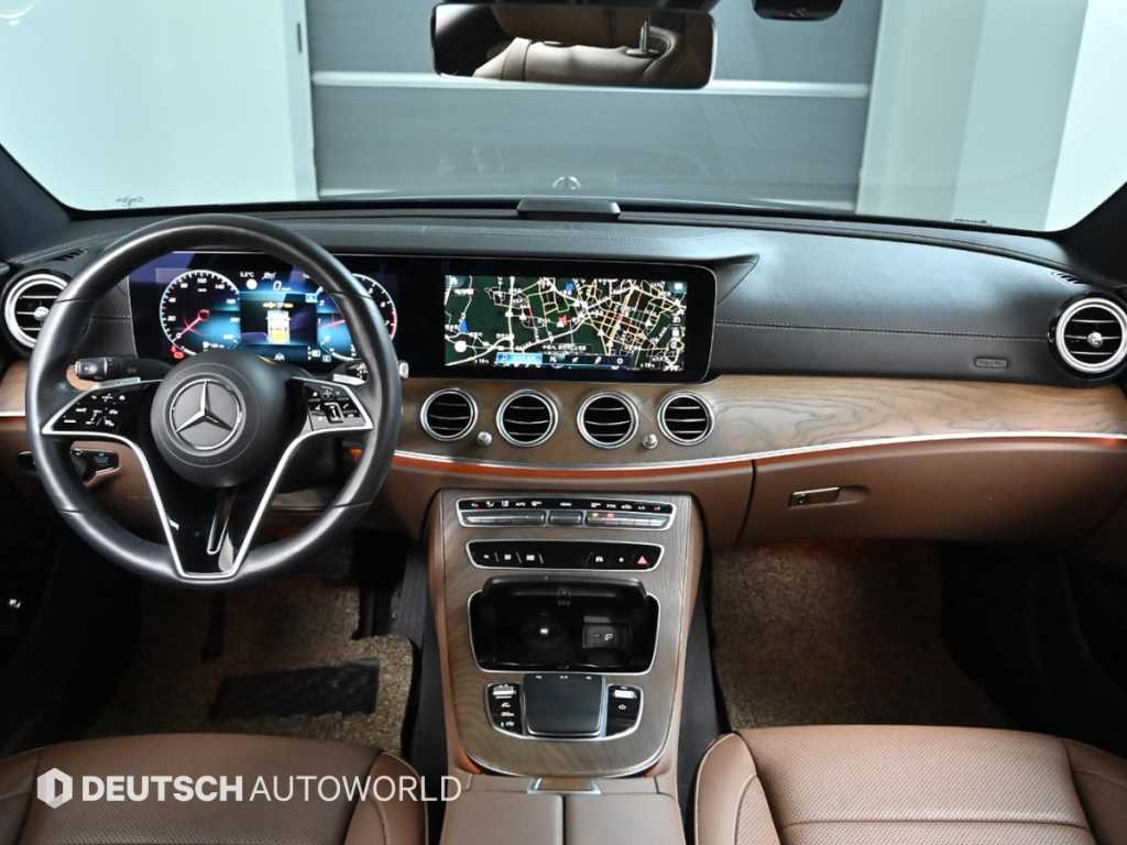 Mercedes Benz E class - Vista 7