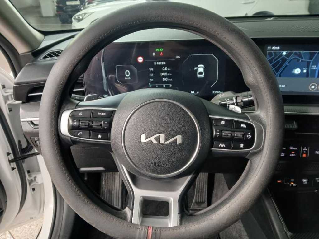 KIA K5 - Vista 8