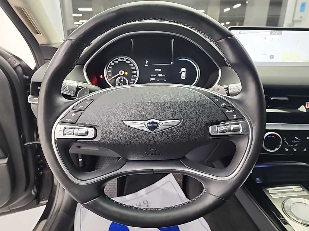 Genesis G80 - Vista 9