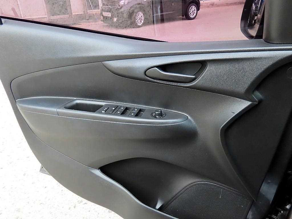 Chevrolet Spark - Vista 11