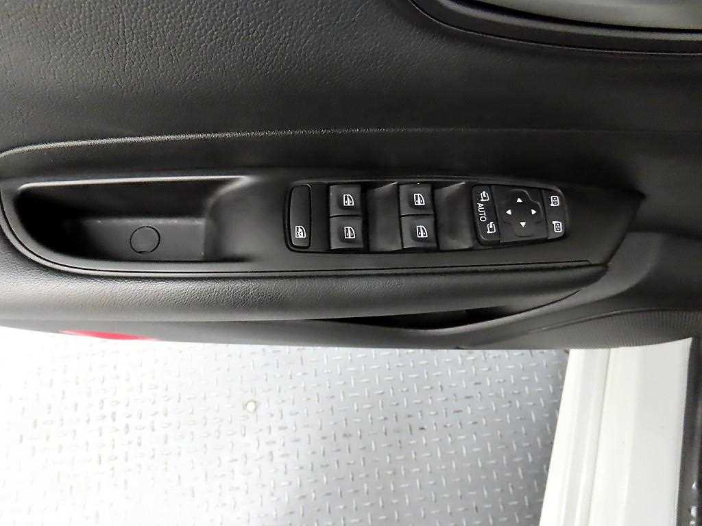 SAMSUNG SM6 - Vista 11