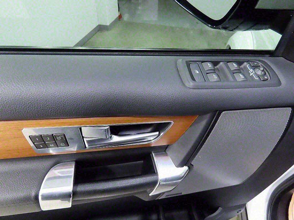 Land Rover Discovery - Vista 11