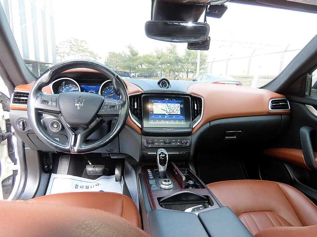 Maserati Ghibli - Vista 7