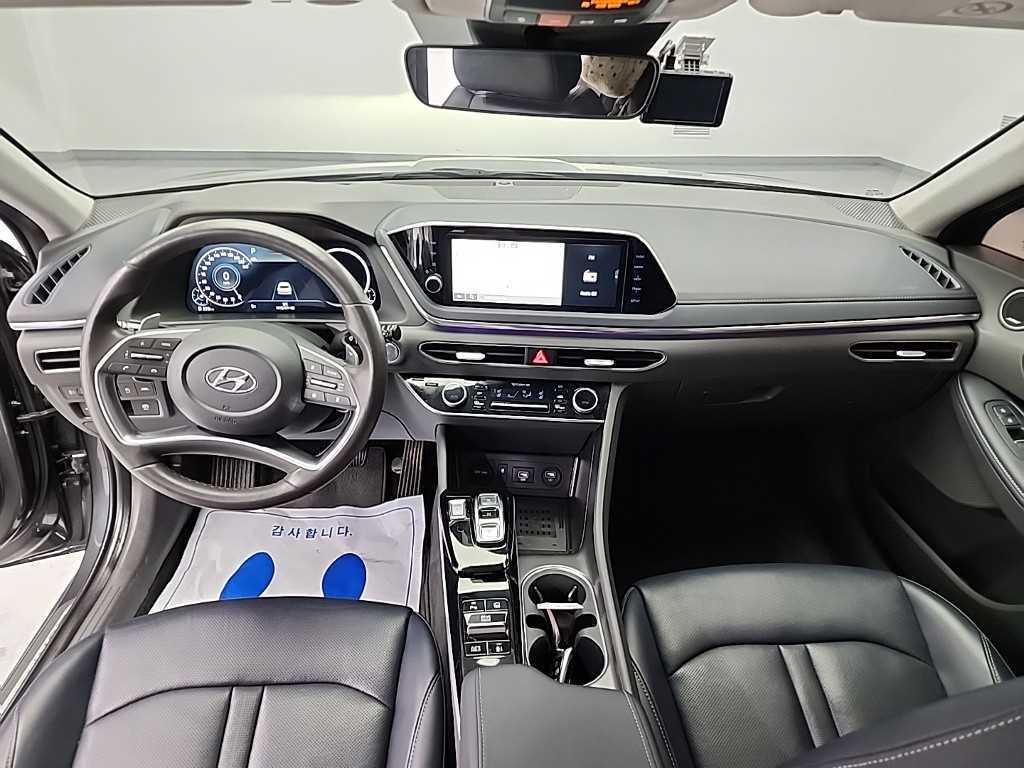 HYUNDAI Sonata - Vista 7