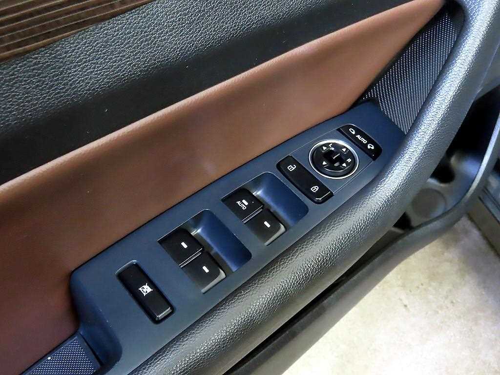 HYUNDAI Sonata 2018 Gris - Importación desde Corea - HF Imports Iquique - Foto 18