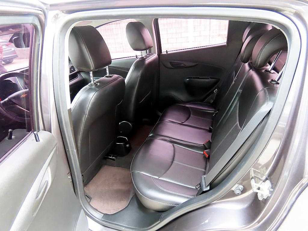 Chevrolet Spark - Vista 6