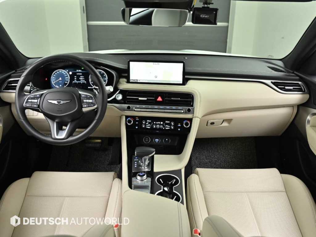 Genesis G70 - Vista 7