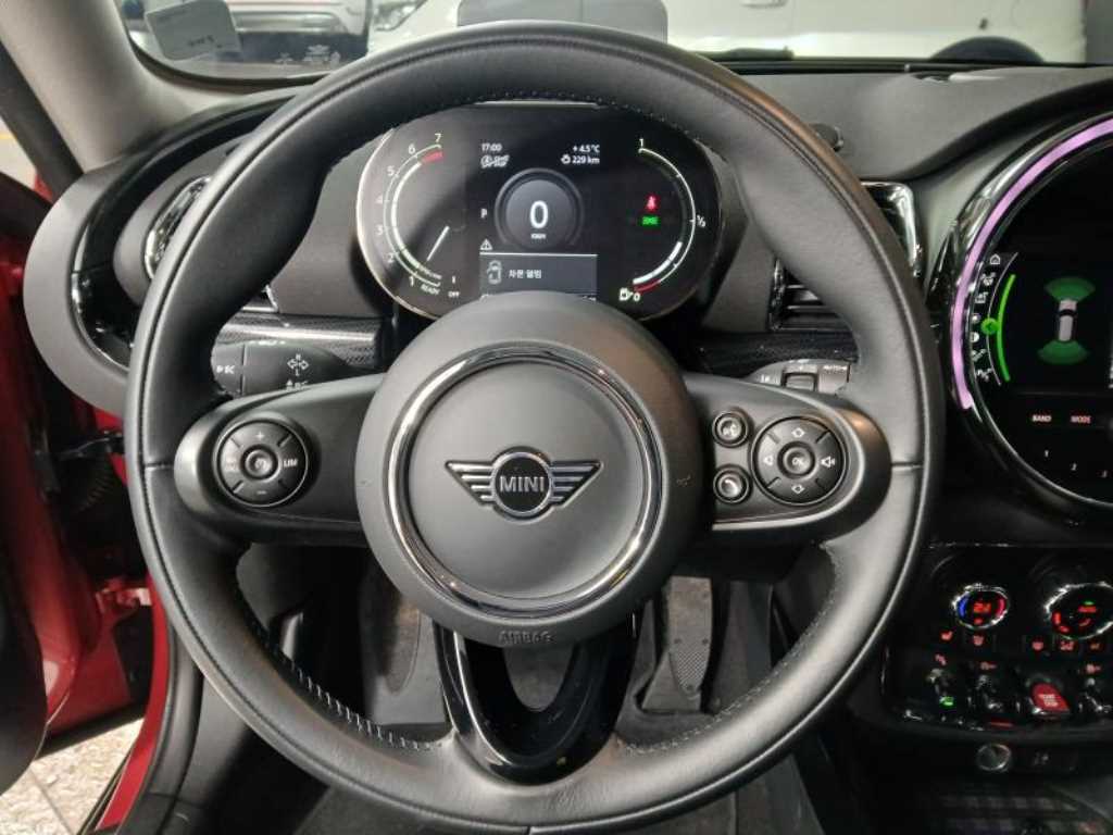 Mini Clubman - Vista 8