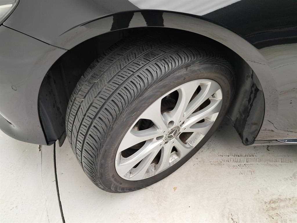 Mercedes Benz E class 2019 Negro - Importación desde Corea - HF Imports Iquique - Foto 20