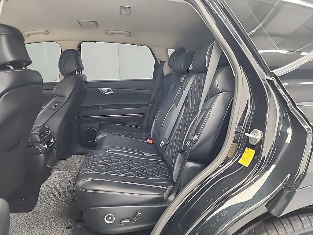 Genesis GV80 - Vista 12