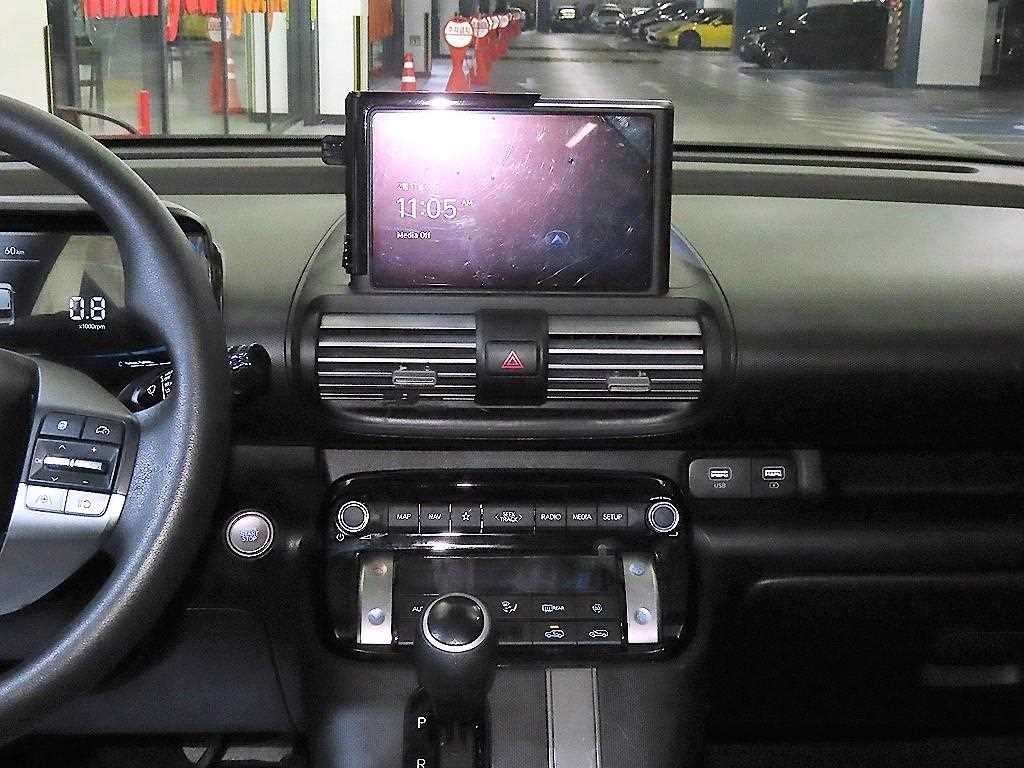 HYUNDAI Casper - Vista 11