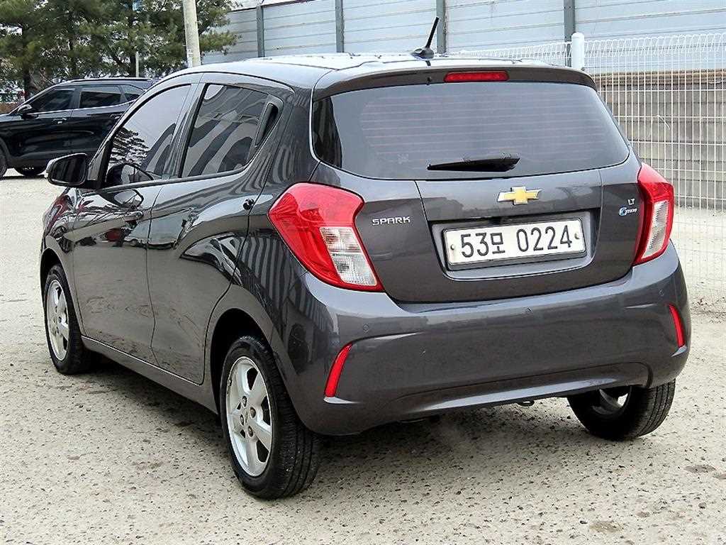 Chevrolet Spark - Vista 3