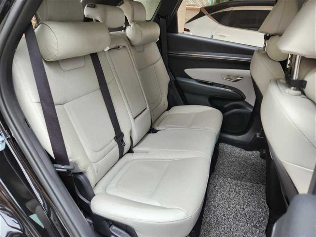 HYUNDAI Tucson - Vista 11