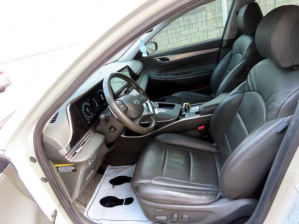 HYUNDAI Grandeur - Vista 5