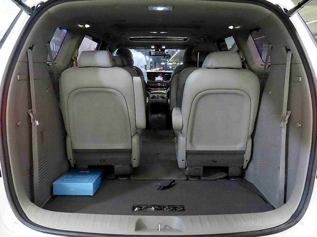 KIA Carnival 2019 Blanco - Importación desde Corea - HF Imports Iquique - Foto 16