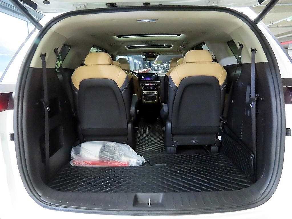 KIA Carnival 2023 Blanco - Importación desde Corea - HF Imports Iquique - Foto 16