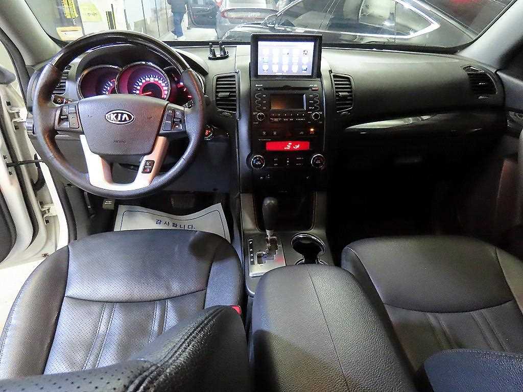 KIA Sorento - Vista 10