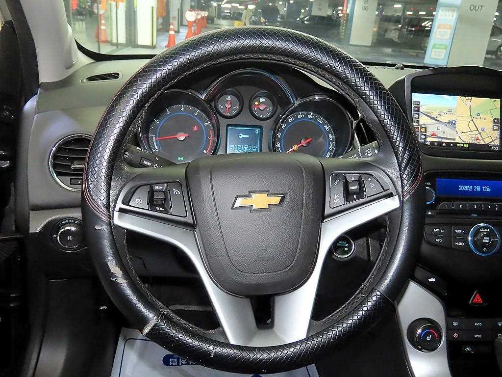 Chevrolet Cruise - Vista 8