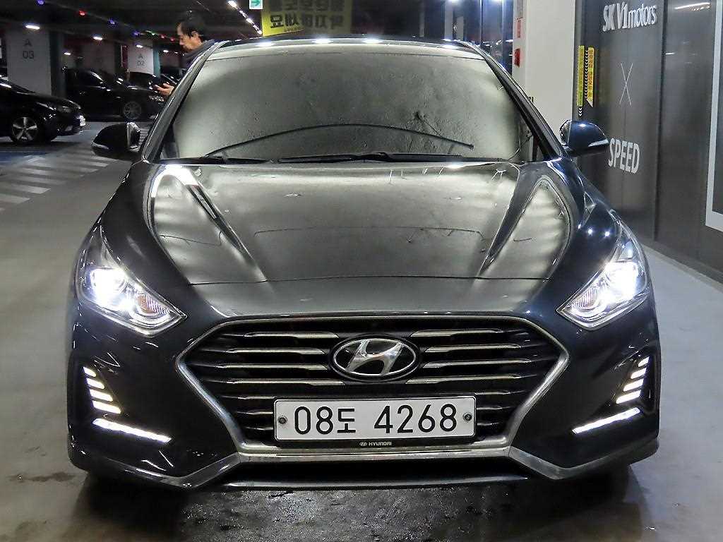 HYUNDAI Sonata - Vista 2