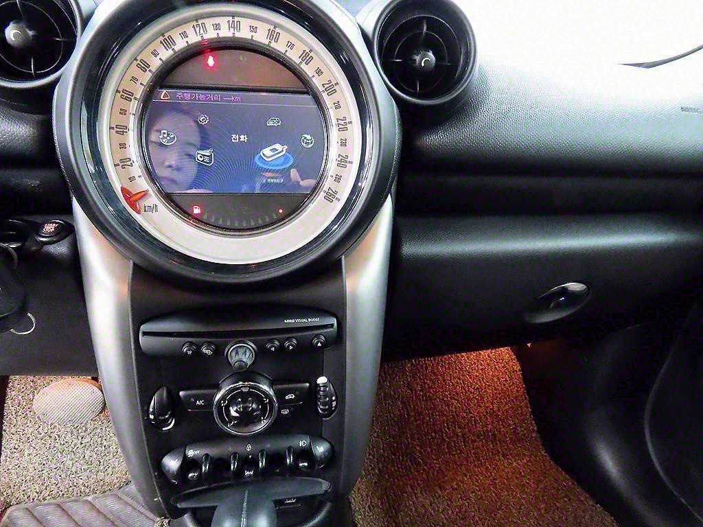 Mini Countryman - Vista 12