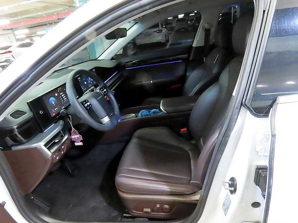 HYUNDAI Grandeur - Vista 6