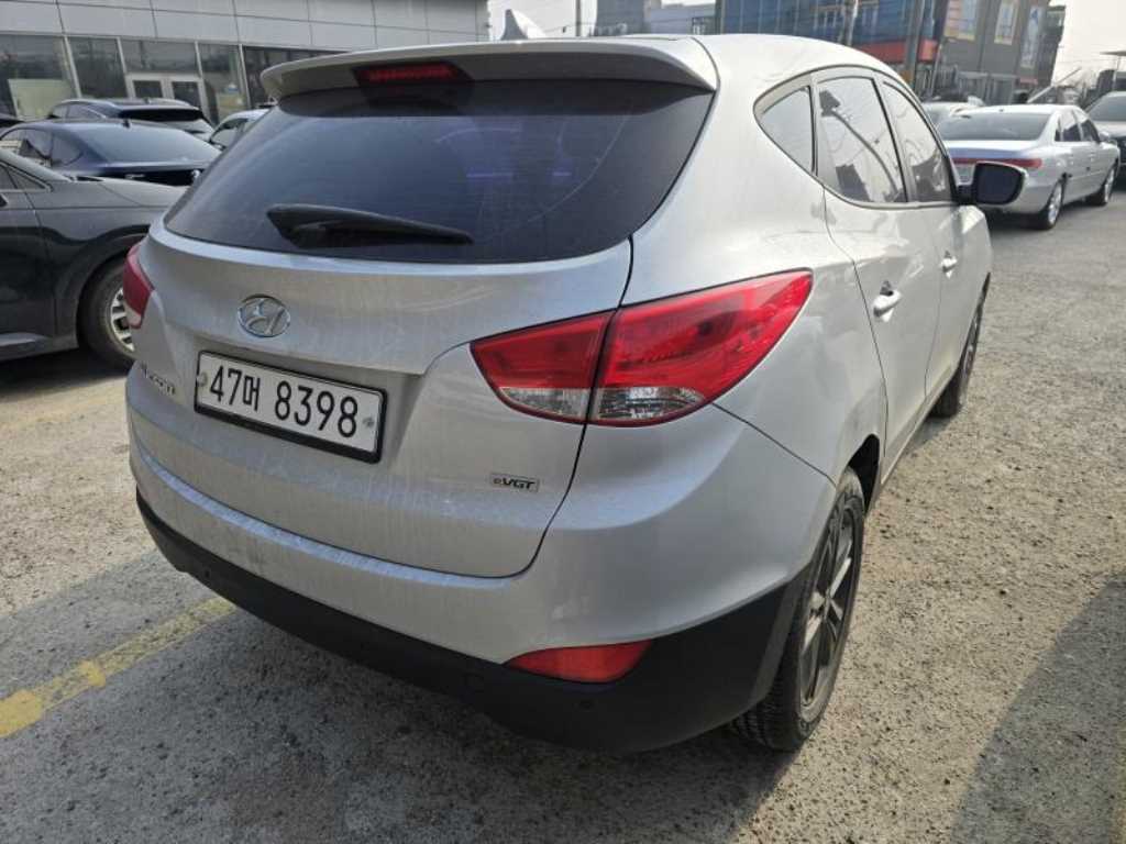 HYUNDAI Tucson - Vista 4