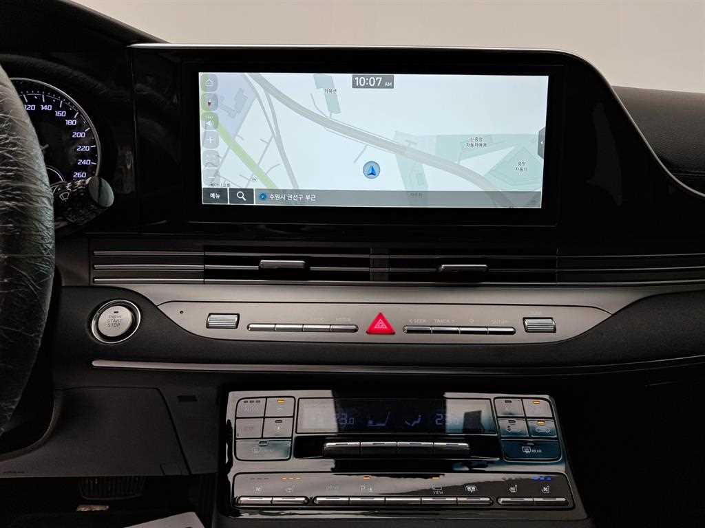 HYUNDAI Grandeur - Vista 9