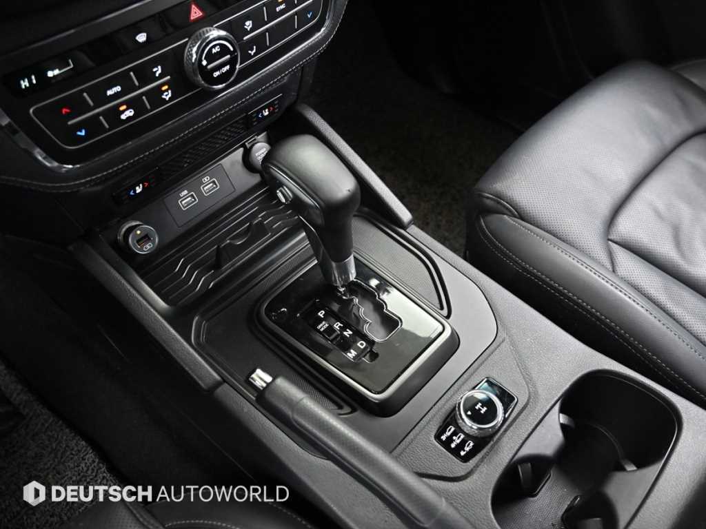 Ssangyong Rexton - Vista 9