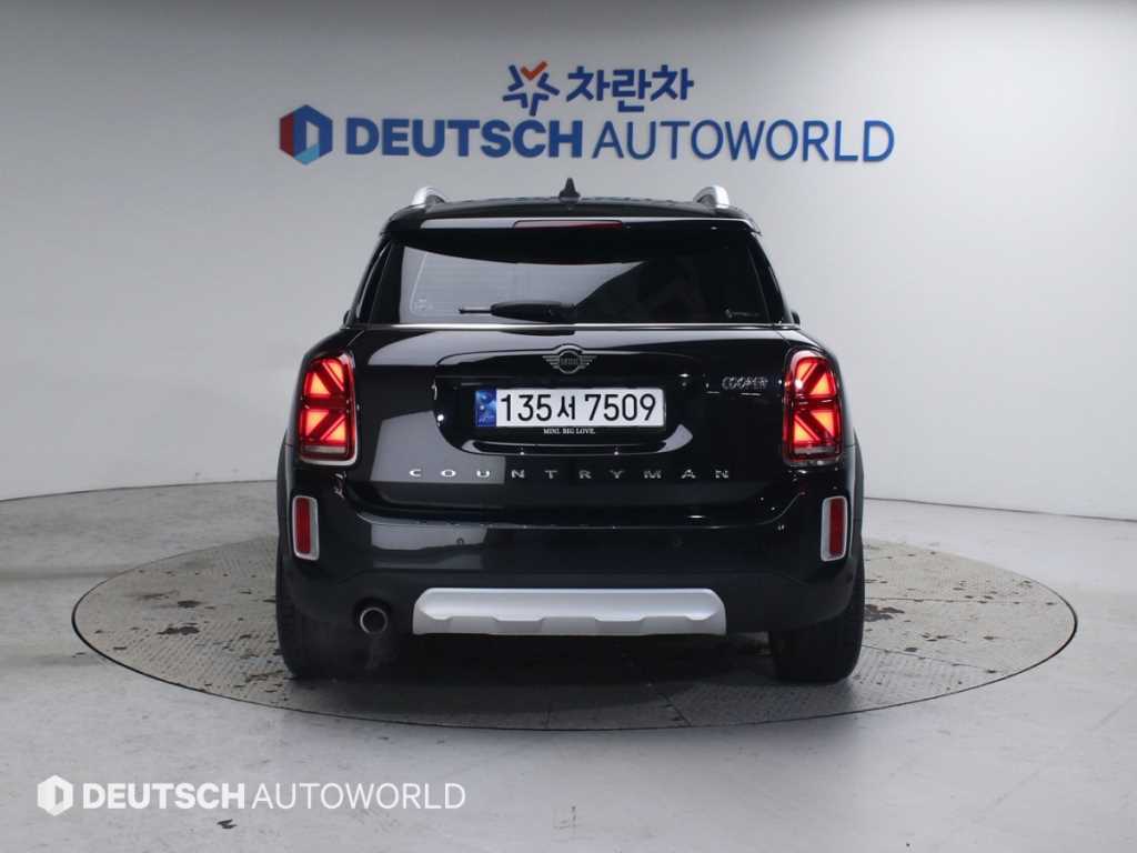 Mini Countryman - Vista 4