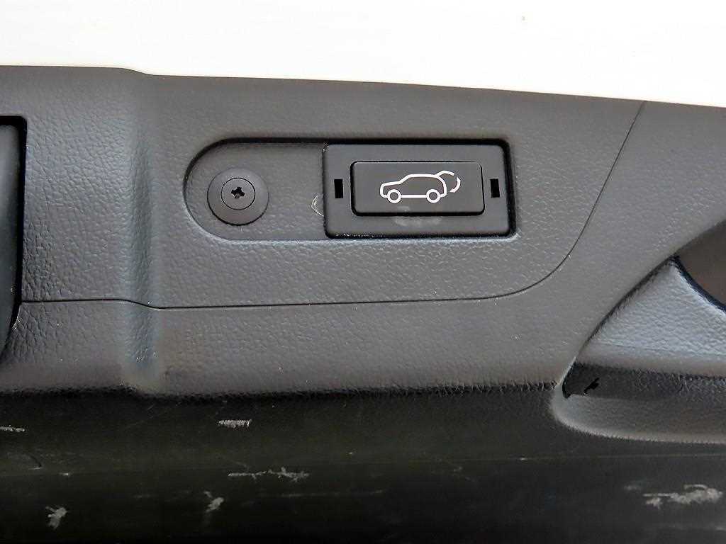 Ssangyong Rexton 2021 Blanco - Importación desde Corea - HF Imports Iquique - Foto 16