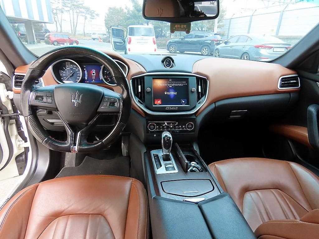 Maserati Ghibli - Vista 7