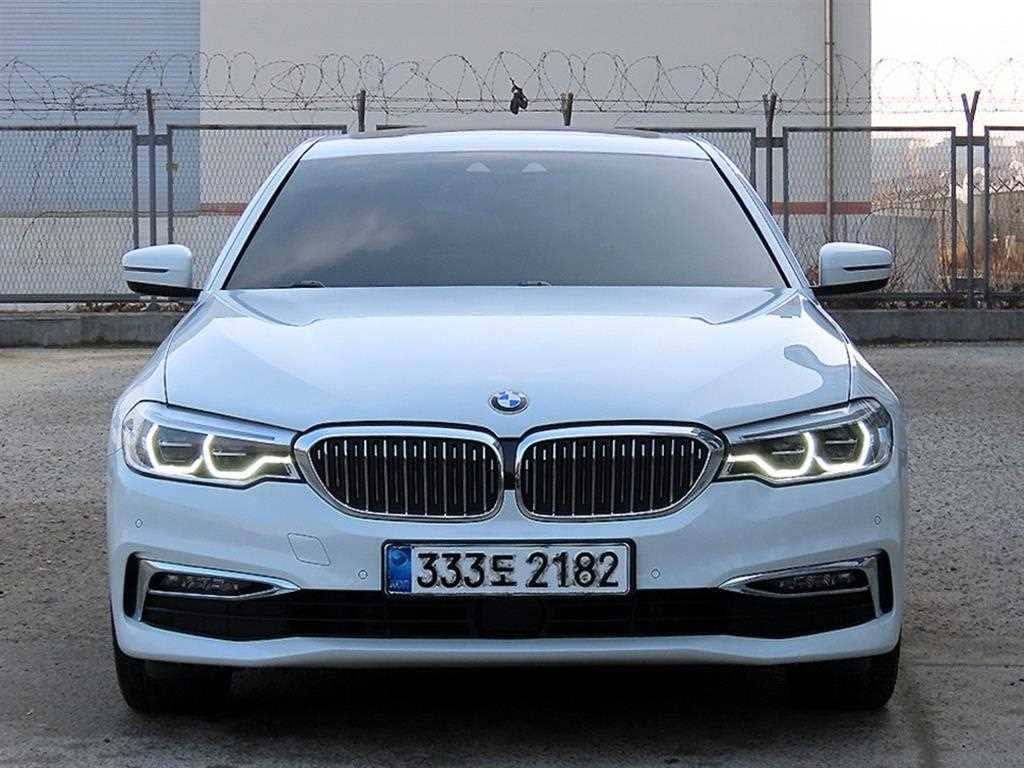 BMW 5 Series 2020 Blanco - Importación desde Corea - HF Imports Iquique - Foto 1