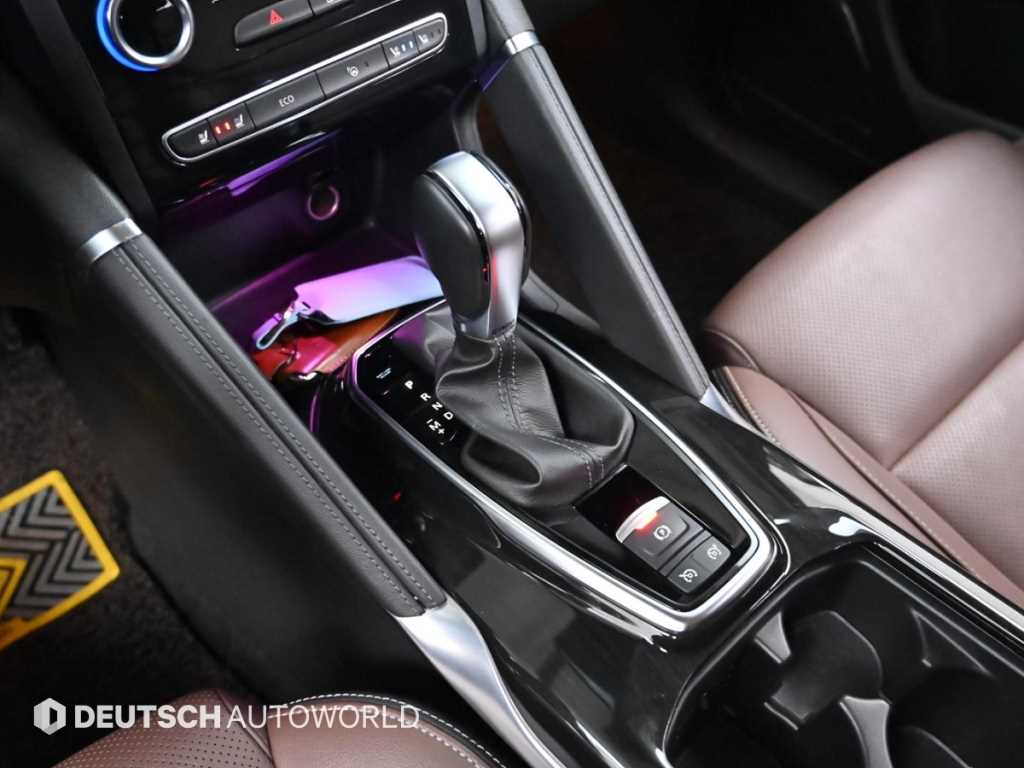 SAMSUNG QM6 - Vista 9